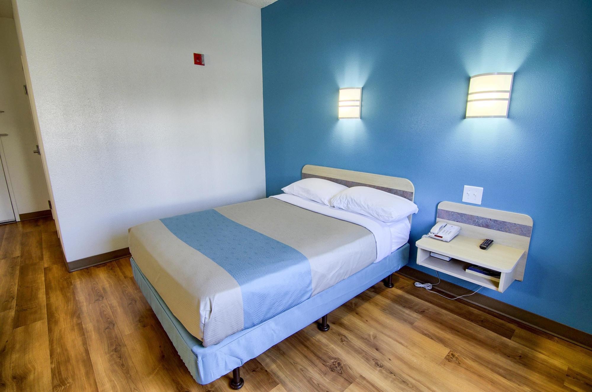 Motel 6-Portsmouth, Nh Buitenkant foto