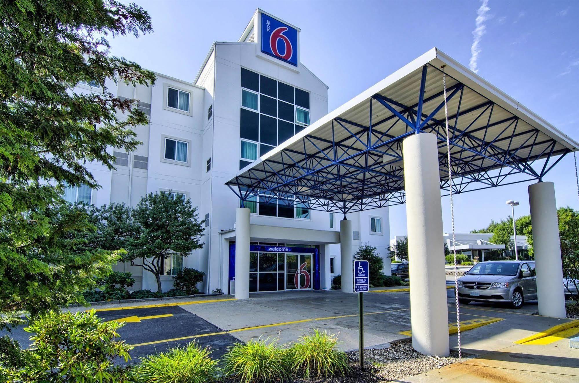 Motel 6-Portsmouth, Nh Buitenkant foto